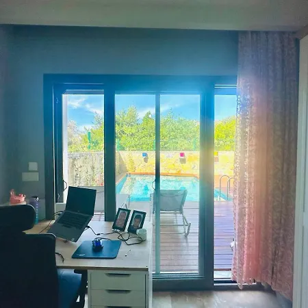 With Large Pool 5 Min Nature Peace * ボドルム