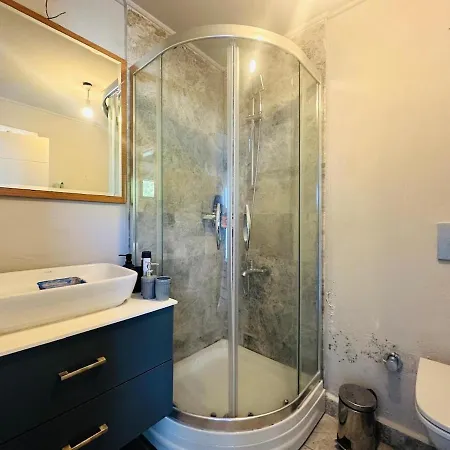 With Large Pool 5 Min Nature Peace