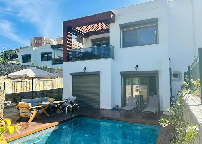 With Large Pool 5 Min Nature Peace Villa