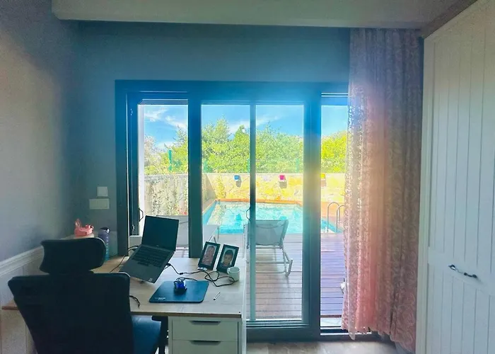 With Large Pool 5 Min Nature Peace * ボドルム